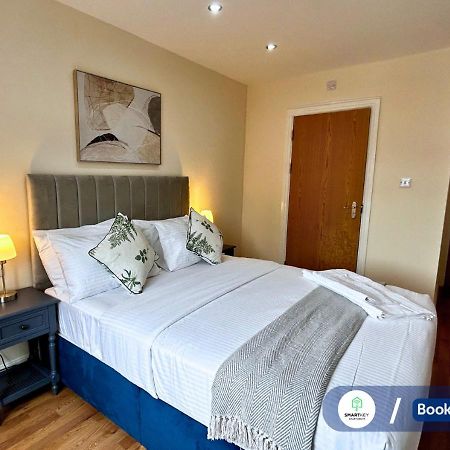 Modern 2 Bed 2 Bath Apartment Free Parking Watford (Hertfordshire) Exterior foto