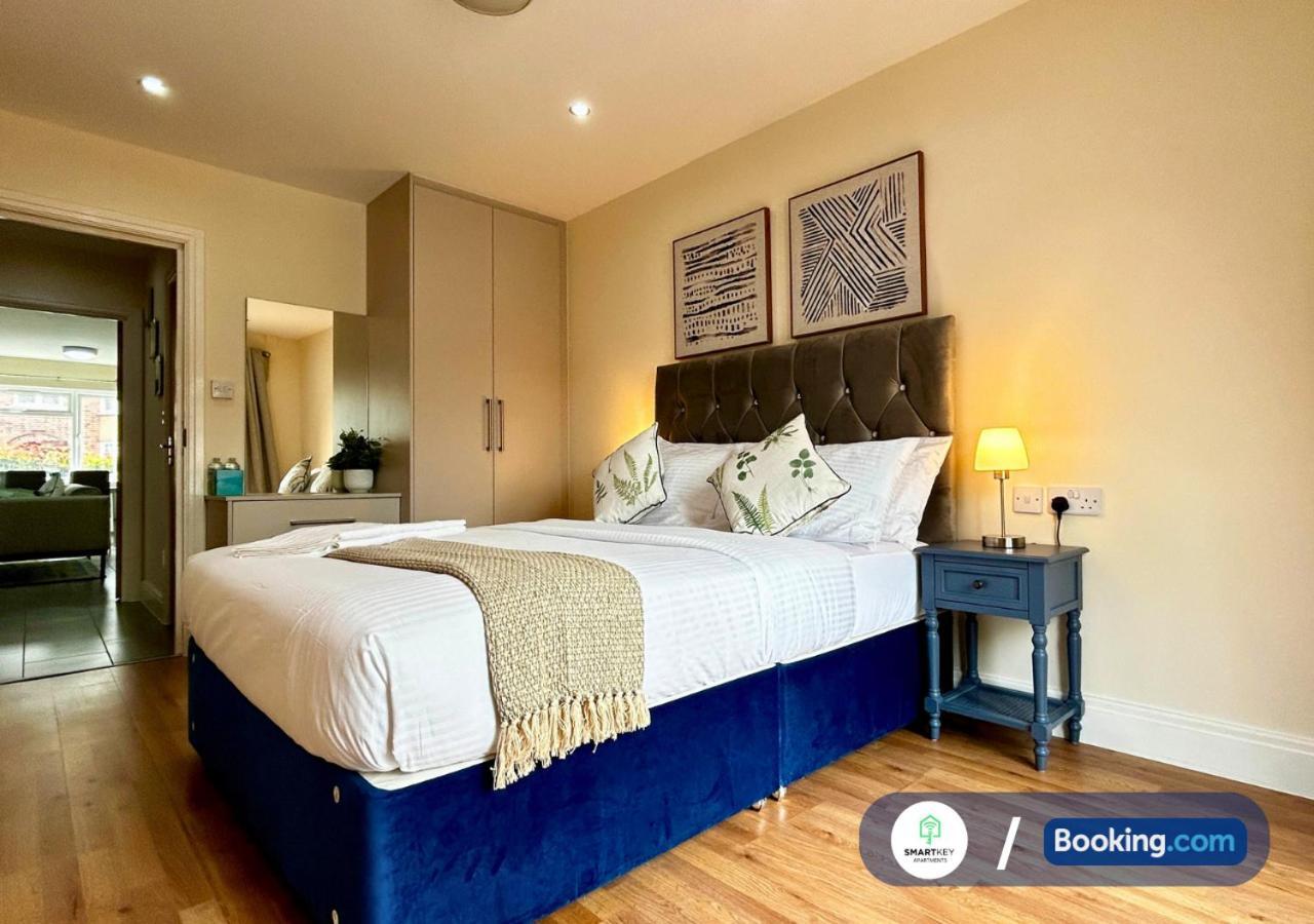 Modern 2 Bed 2 Bath Apartment Free Parking Watford (Hertfordshire) Exterior foto