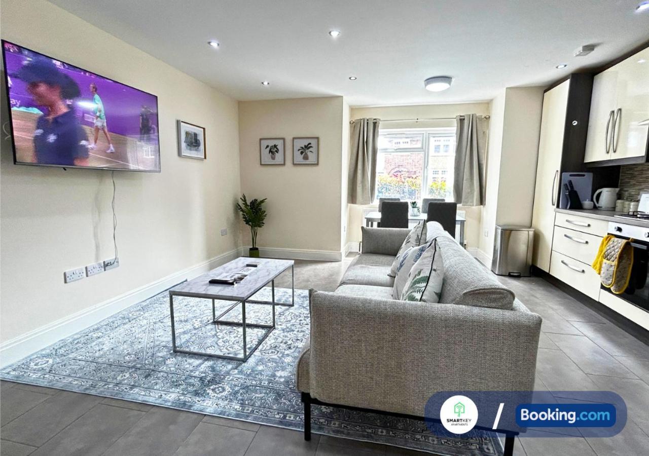 Modern 2 Bed 2 Bath Apartment Free Parking Watford (Hertfordshire) Exterior foto