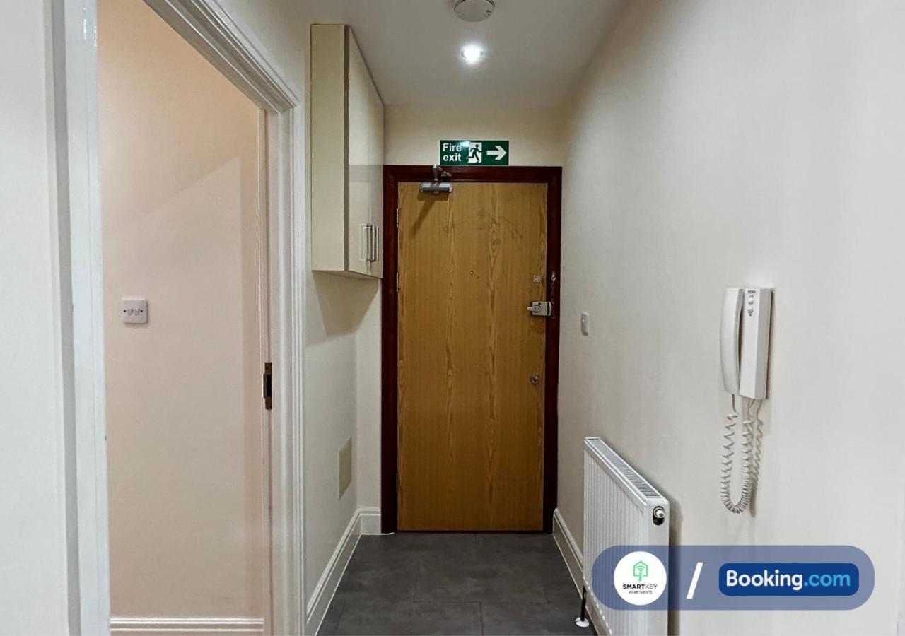 Modern 2 Bed 2 Bath Apartment Free Parking Watford (Hertfordshire) Exterior foto