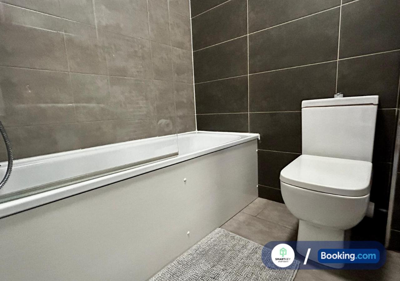 Modern 2 Bed 2 Bath Apartment Free Parking Watford (Hertfordshire) Exterior foto